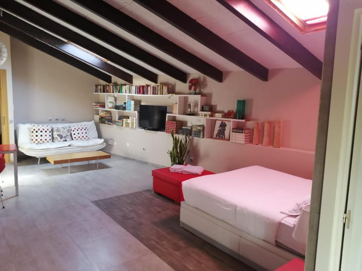 Apartamento Gutenberg Valenza Esterno foto